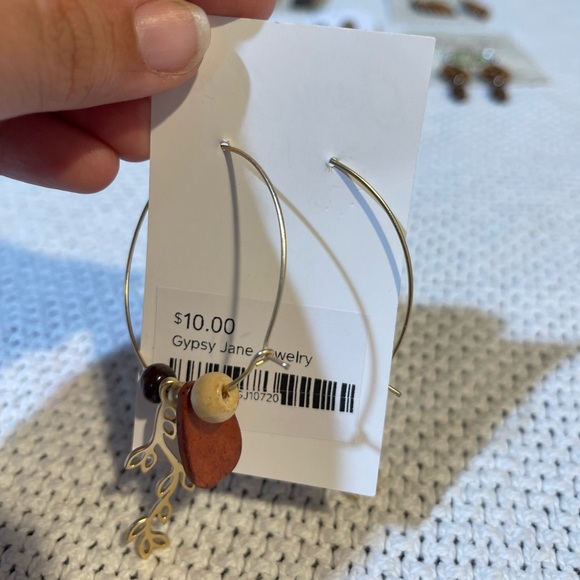 🐙Hoop Earrings NWT by Gypsy Jane - Picture 2 of 2